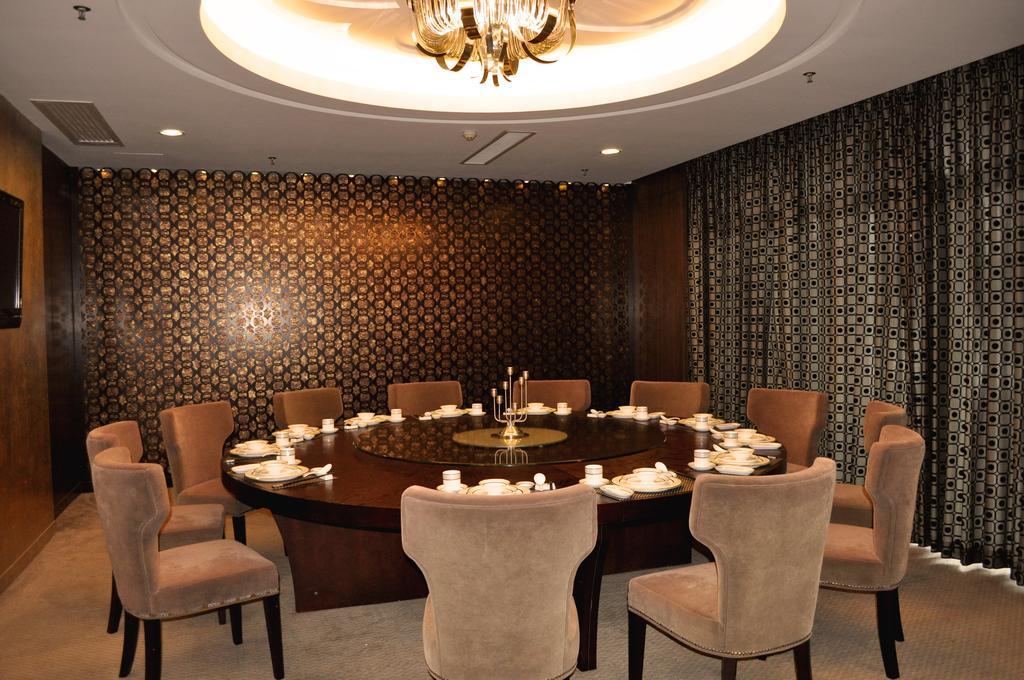 Foshan Juntao Business Hotel Bagian luar foto
