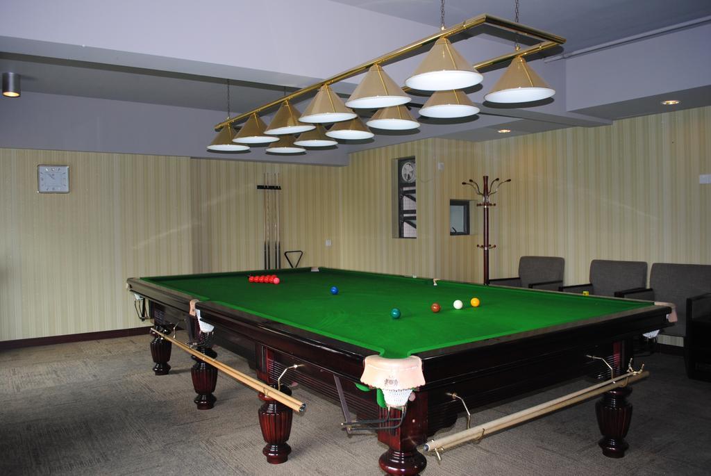 Foshan Juntao Business Hotel Bagian luar foto